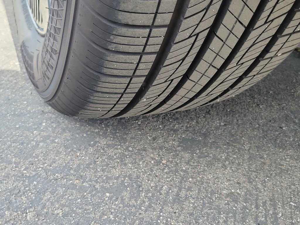 Used 2025 Nissan Murano SV image 29