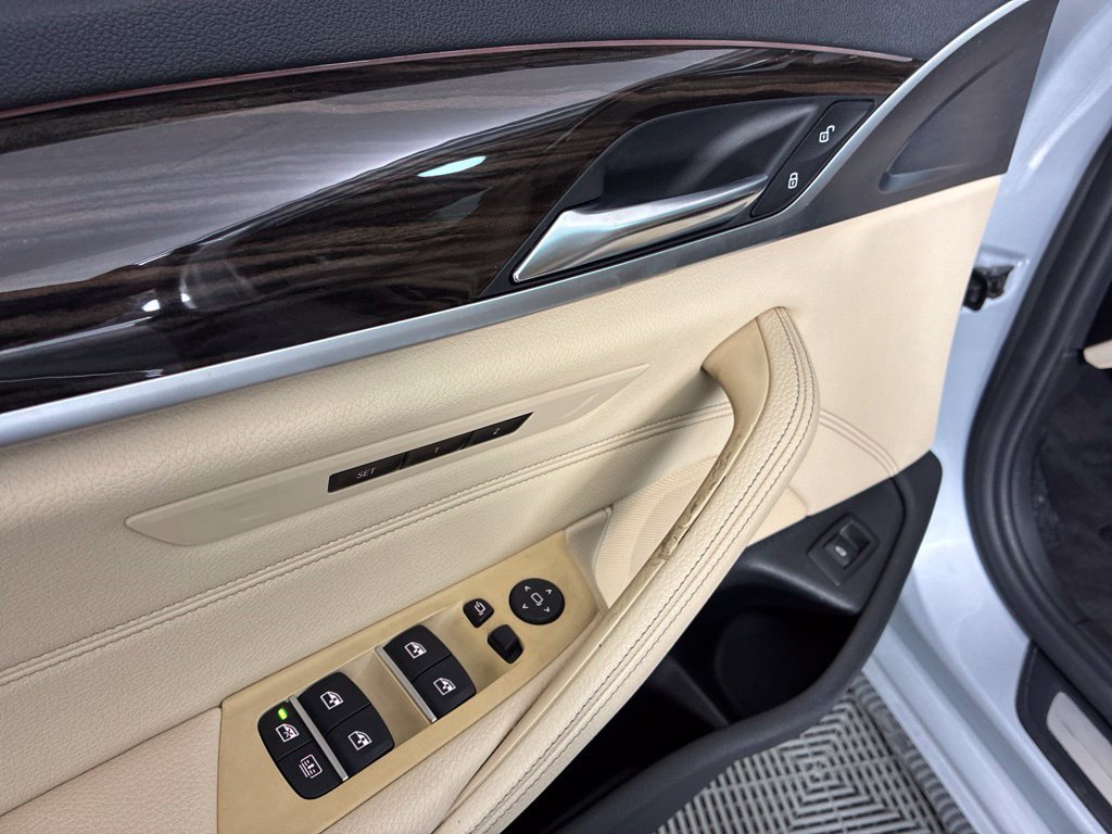 Used 2019 BMW 530i RWD image 25