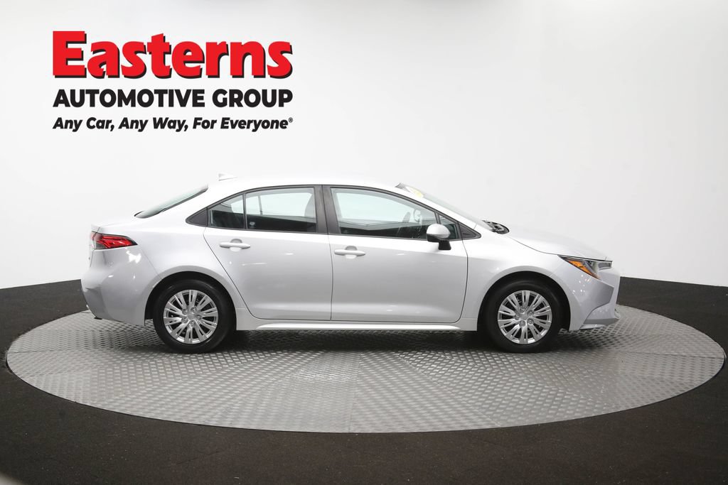 Used 2022 Toyota Corolla LE FWD image 44