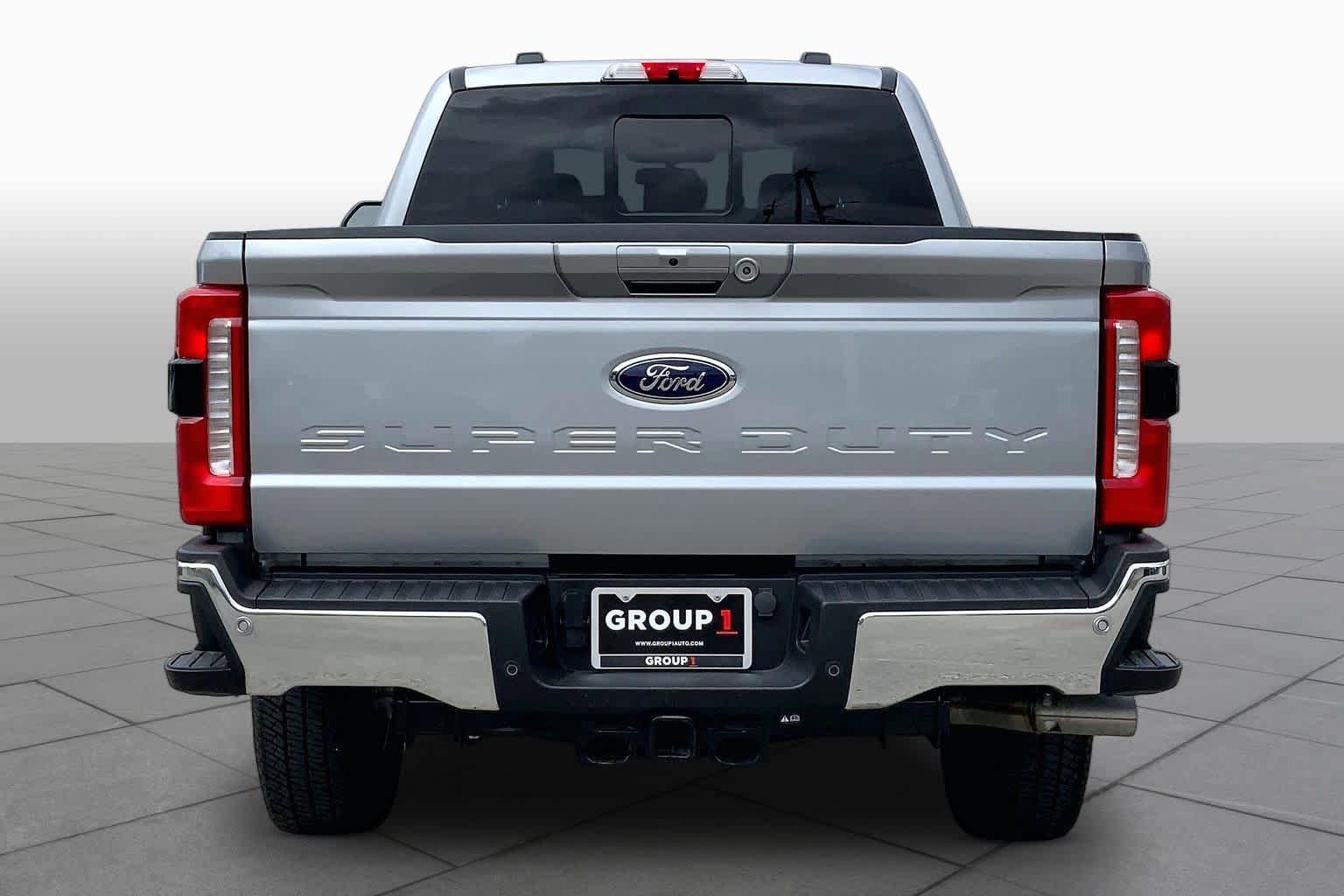 Used 2024 Ford F250 Lariat w/ FX4 Off-Road Package AWD/4WD image 5