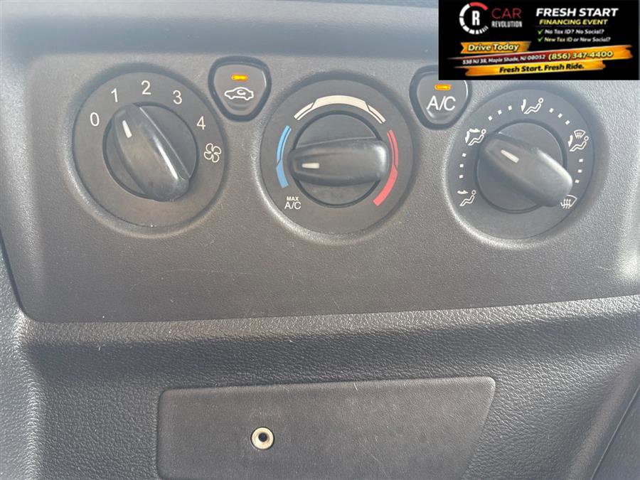 Used 2019 Ford Transit 250 T-250 MED ROOF 148 image 30