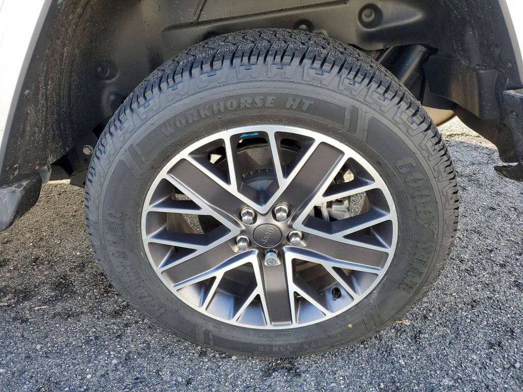 Used 2023 Jeep Wrangler Unlimited Sahara image 29