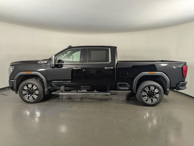 Used 2025 GMC Sierra 2500 Denali w/ Technology Package AWD/4WD image 5