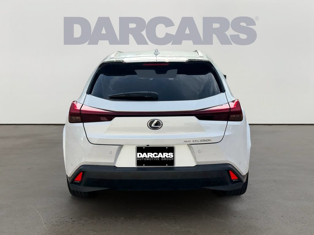 Used 2024 Lexus UX 250h AWD w/ Premium Package image 6