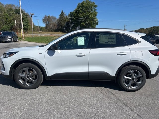 New 2026 Ford Escape ST-Line w/ Tech Pack #1 image 8