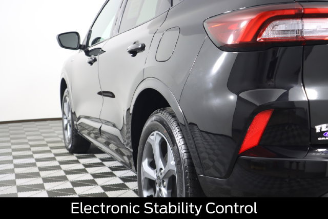 Certified 2024 Ford Escape ST-Line AWD/4WD image 23