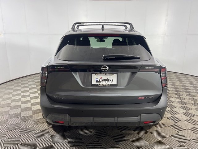 New 2026 Nissan Kicks SR w/ Cold Weather Package image 5
