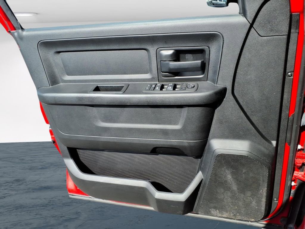 Used 2020 RAM 2500 Tradesman w/ Chrome Appearance Group image 26