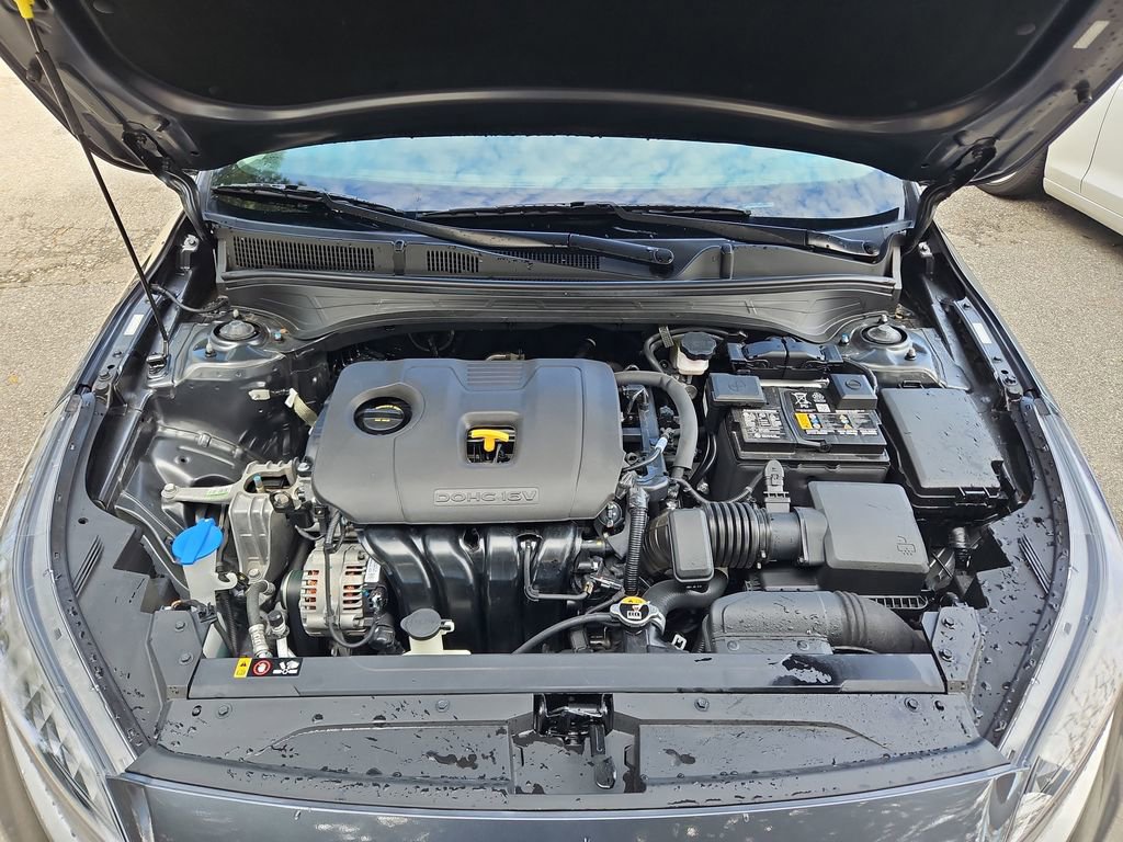 Used 2024 Kia Forte LXS FWD image 30