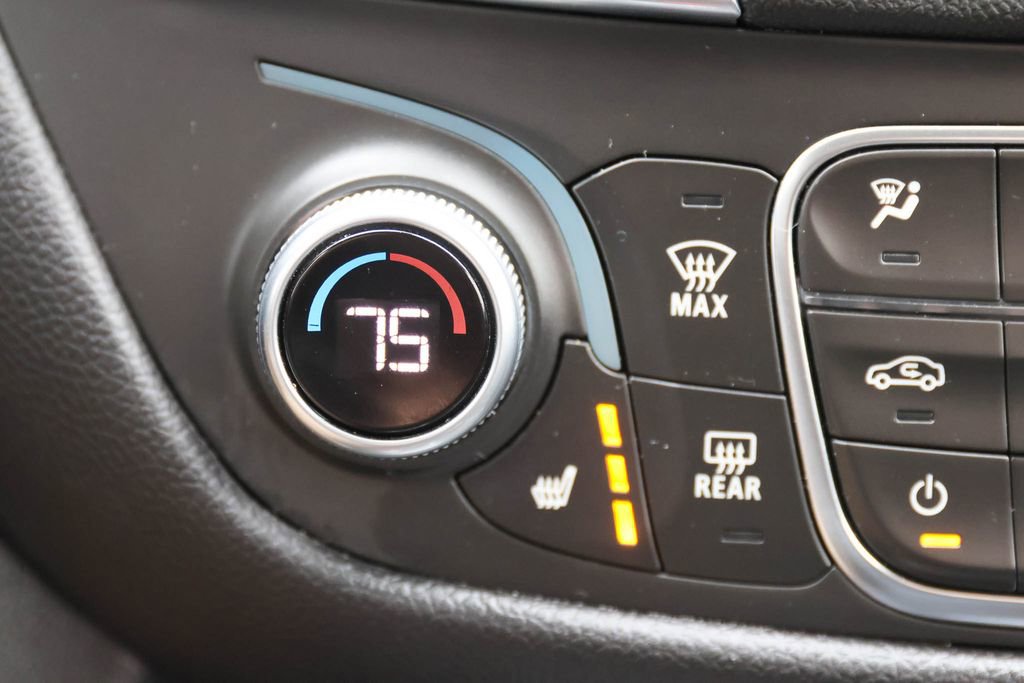 Used 2021 Chevrolet Equinox LT image 23