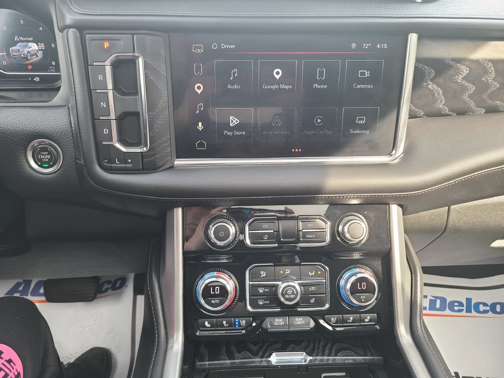 Used 2023 GMC Yukon XL Denali w/ Denali Reserve Package AWD/4WD image 25