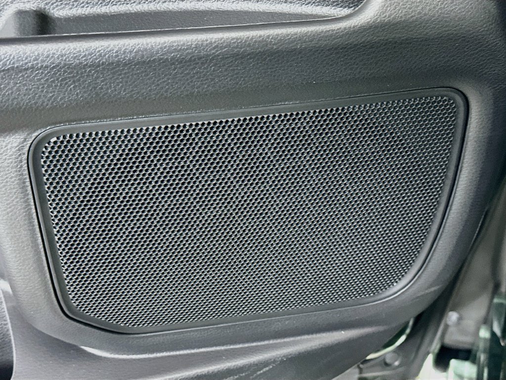 Certified 2026 Toyota Sienna XLE FWD image 19