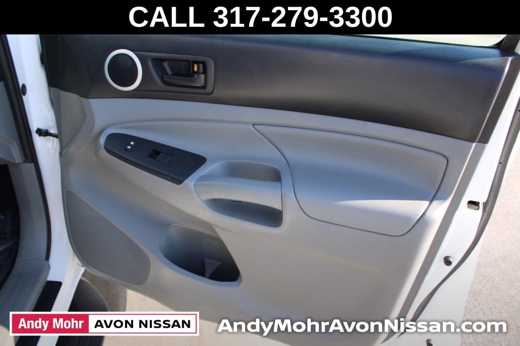 Used 2012 Toyota Tacoma PreRunner w/ SR5 Pkg RWD image 18
