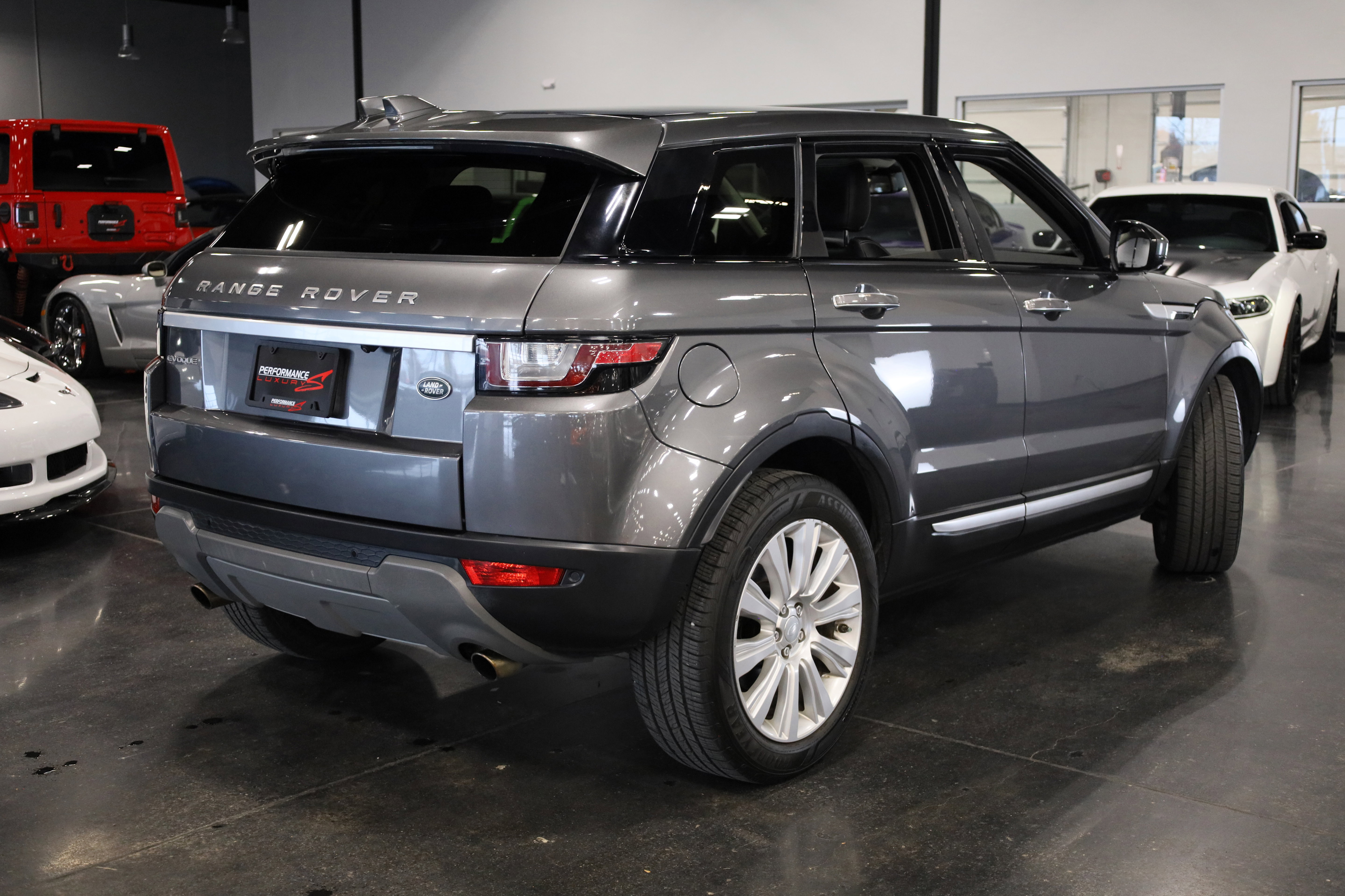 Used 2016 Land Rover Range Rover Evoque HSE image 6