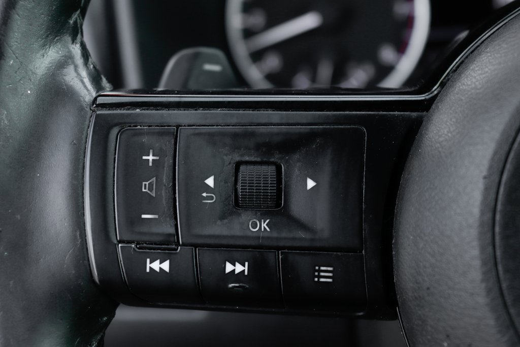 Used 2021 Nissan Rogue SL image 25