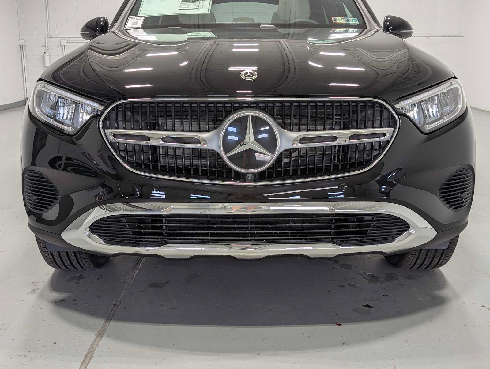 New 2026 Mercedes-Benz GLC 300 4MATIC image 2