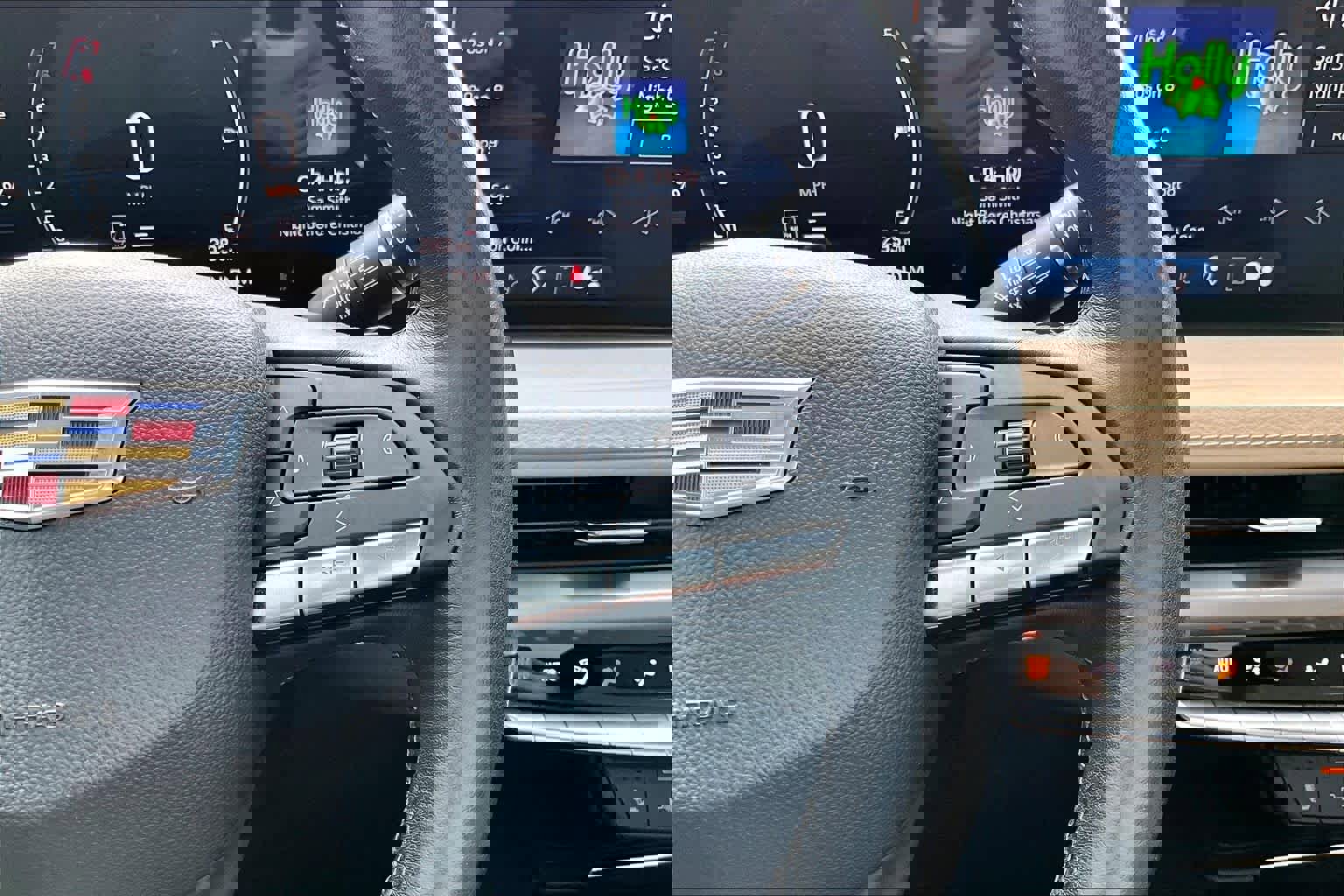 Used 2024 Cadillac XT4 Luxury w/ Cold Weather Package image 22