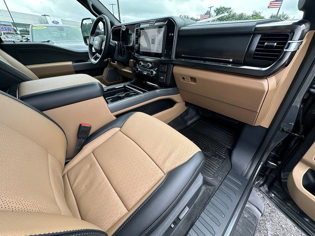 New 2026 Ford F350 Lariat w/ Black Appearance Package AWD/4WD image 26