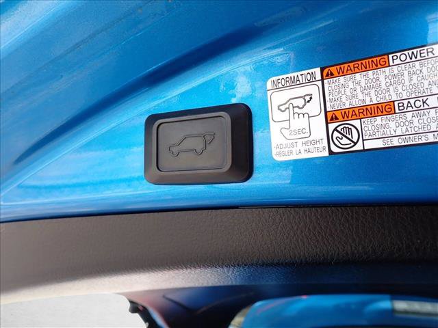 Certified 2018 Toyota RAV4 XLE AWD/4WD image 7