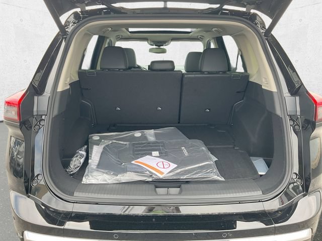 New 2026 Nissan Rogue Platinum w/ Platinum Premium Package AWD/4WD image 33