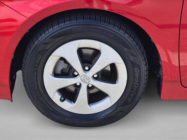 Used 2013 Toyota Prius Four w/ Deluxe Solar Roof Pkg FWD image 16