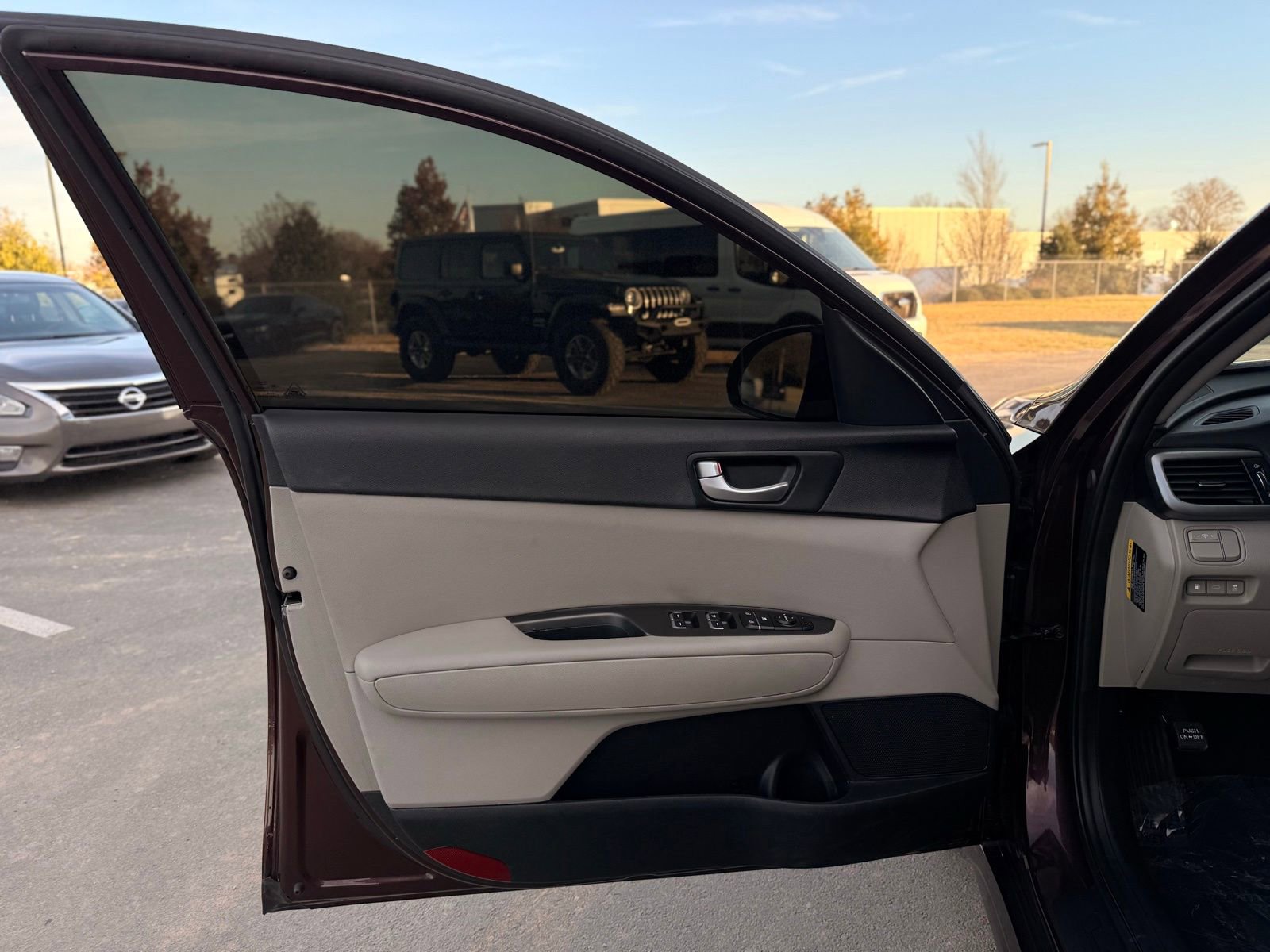 Used 2016 Kia Optima LX image 11