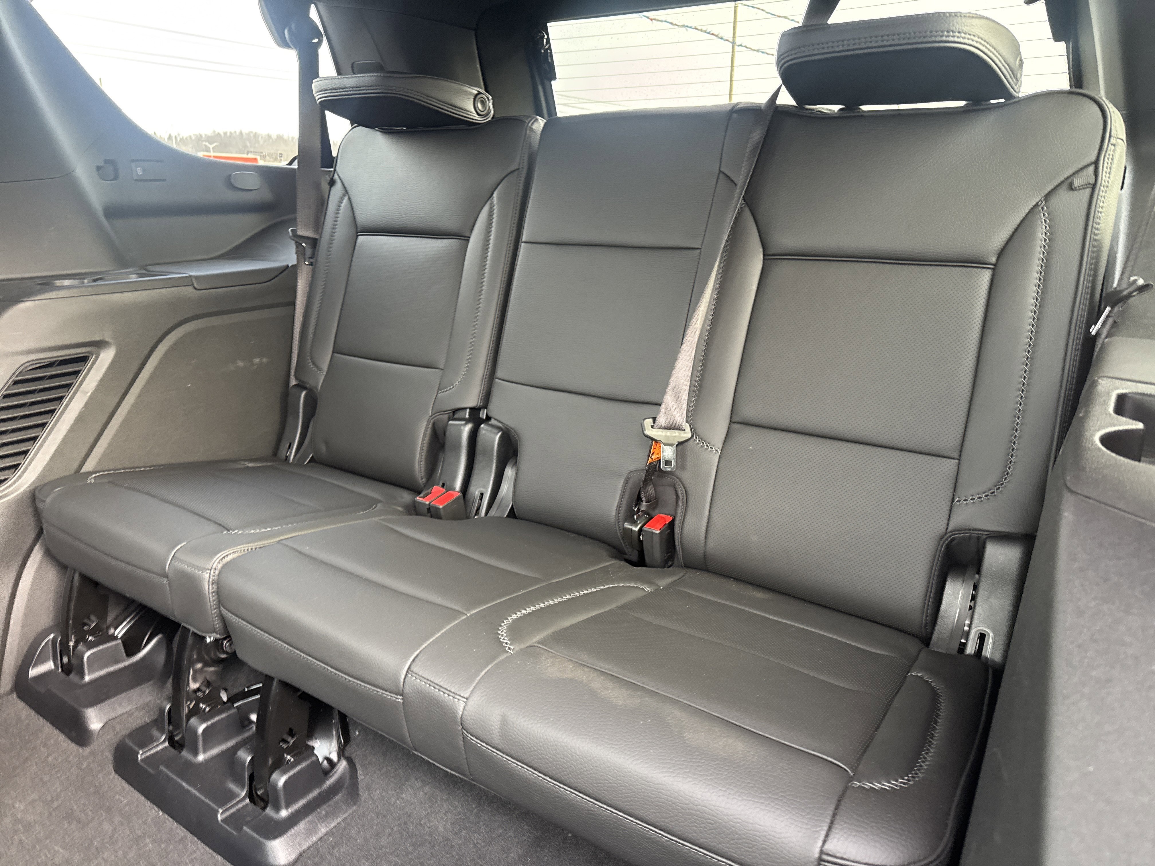 Used 2024 GMC Yukon Denali image 14