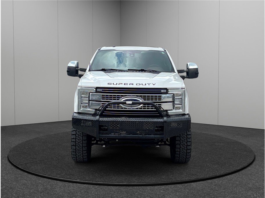 Used 2018 Ford F250 Platinum w/ Platinum Ultimate Package image 3