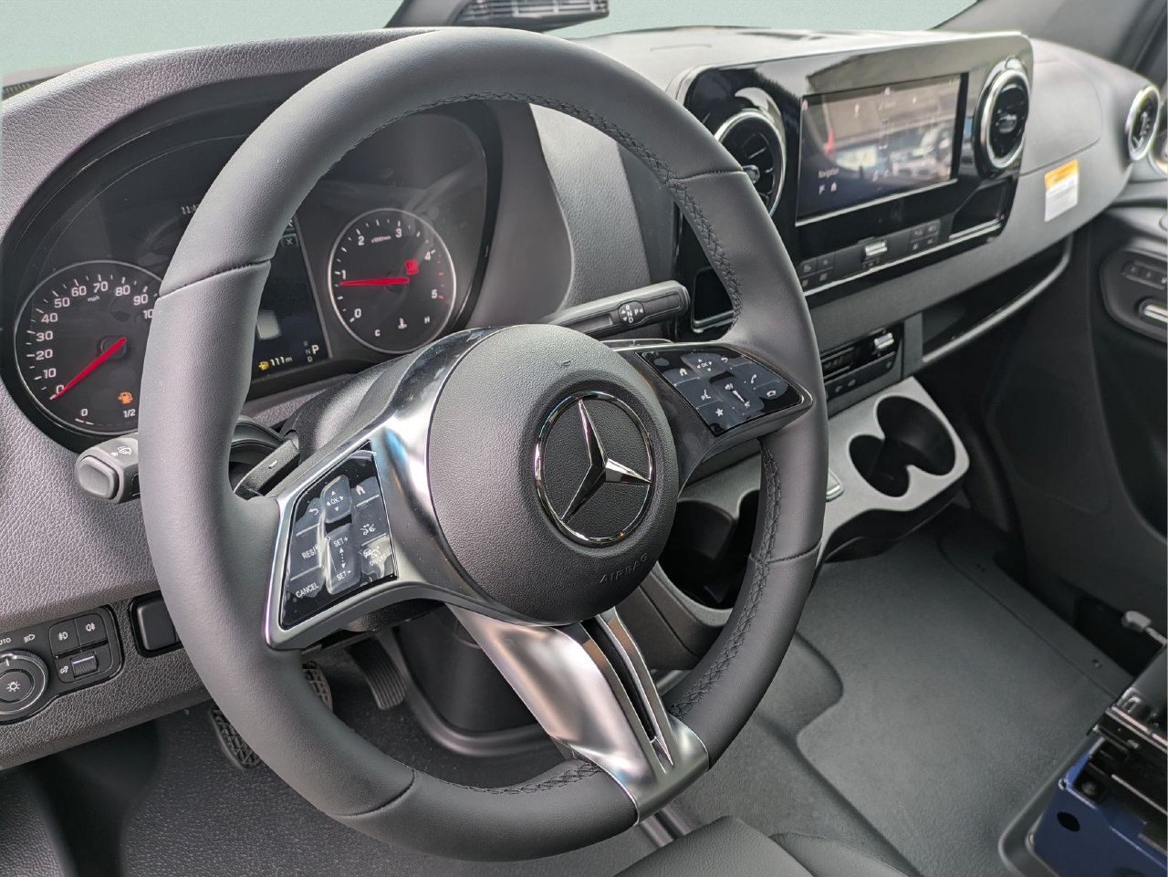 New 2025 Mercedes-Benz Sprinter 2500 image 4