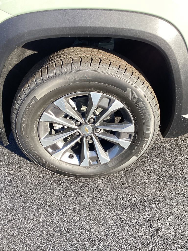 New 2026 Chevrolet Equinox LT w/ Convenience Package II image 10