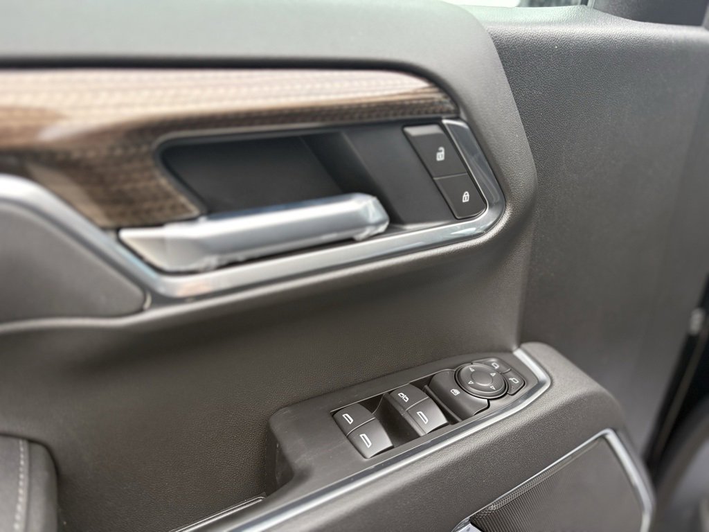 New 2026 Chevrolet Silverado 1500 LT image 18
