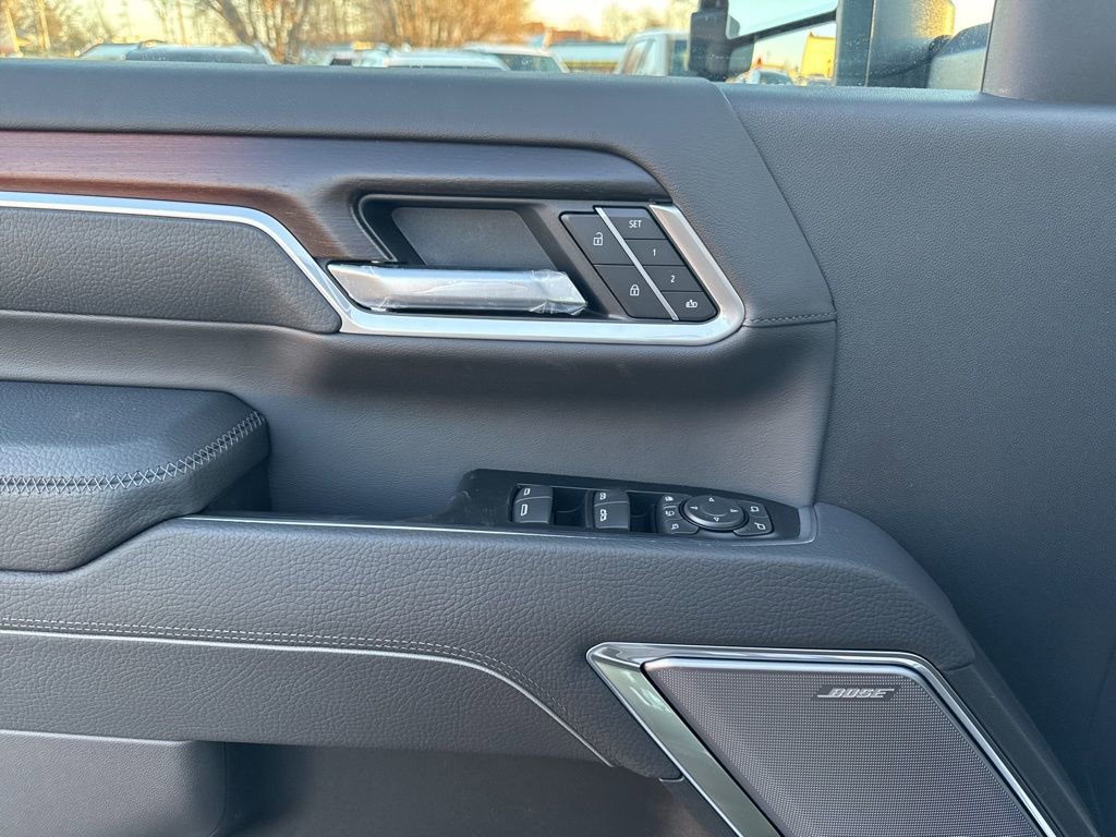 New 2026 GMC Sierra 2500 Denali w/ Denali Reserve Package image 13