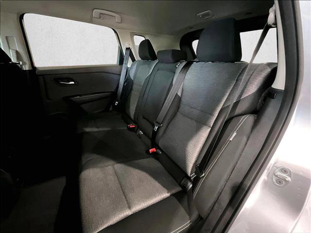 Used 2022 Nissan Rogue SV FWD image 28