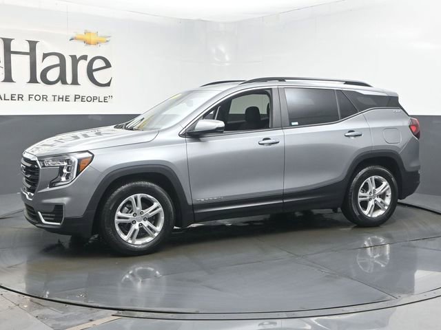 Used 2023 GMC Terrain SLE w/ Driver Convenience Package image 32