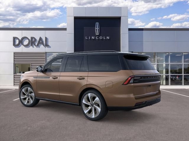 New 2026 Lincoln Navigator Black Label w/ Black Label Special Edition AWD/4WD image 4