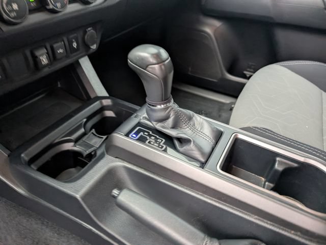 Used 2020 Toyota Tacoma TRD Sport AWD/4WD image 22