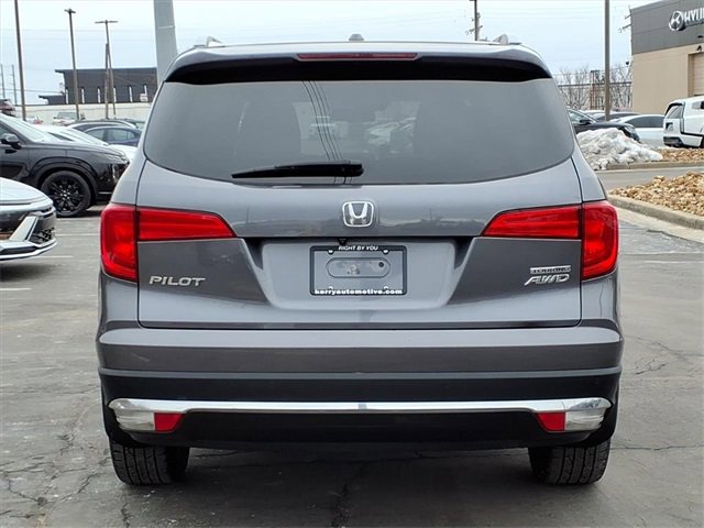 Used 2016 Honda Pilot Touring image 5