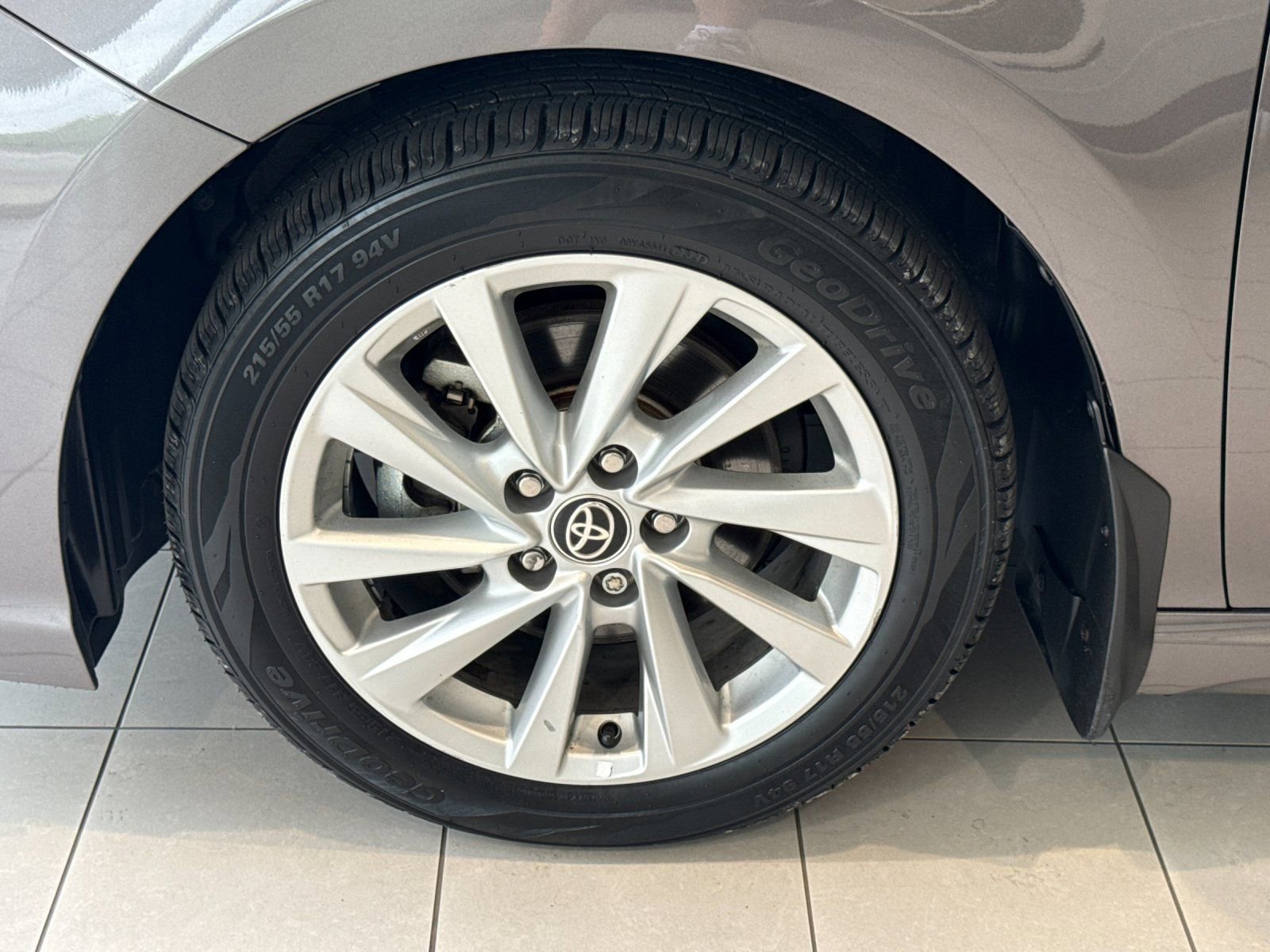 Used 2023 Toyota Camry SE FWD image 15