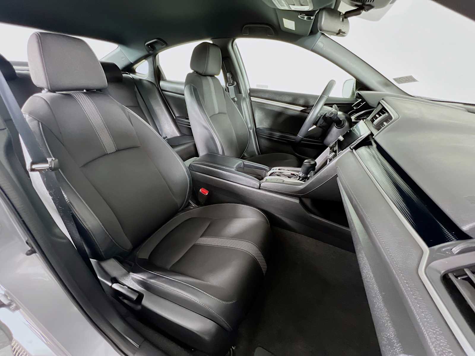 Used 2020 Honda Civic Sport image 26