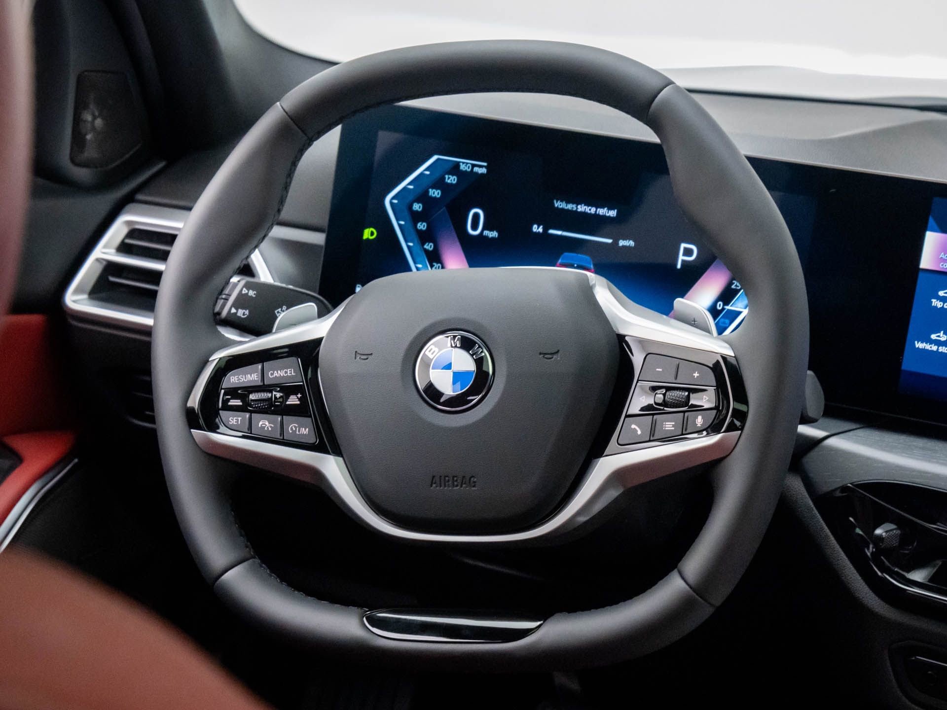 Used 2025 BMW 330i xDrive 330i xDrive w/ Driving Assistance Package image 10