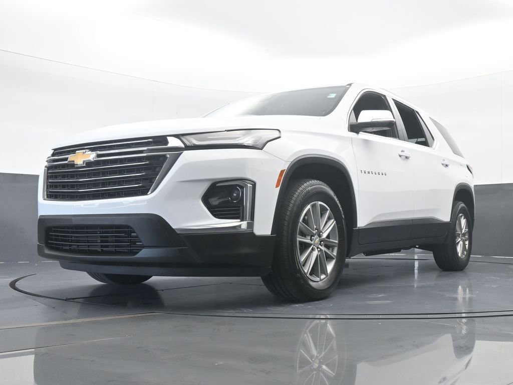 Used 2023 Chevrolet Traverse LT image 59