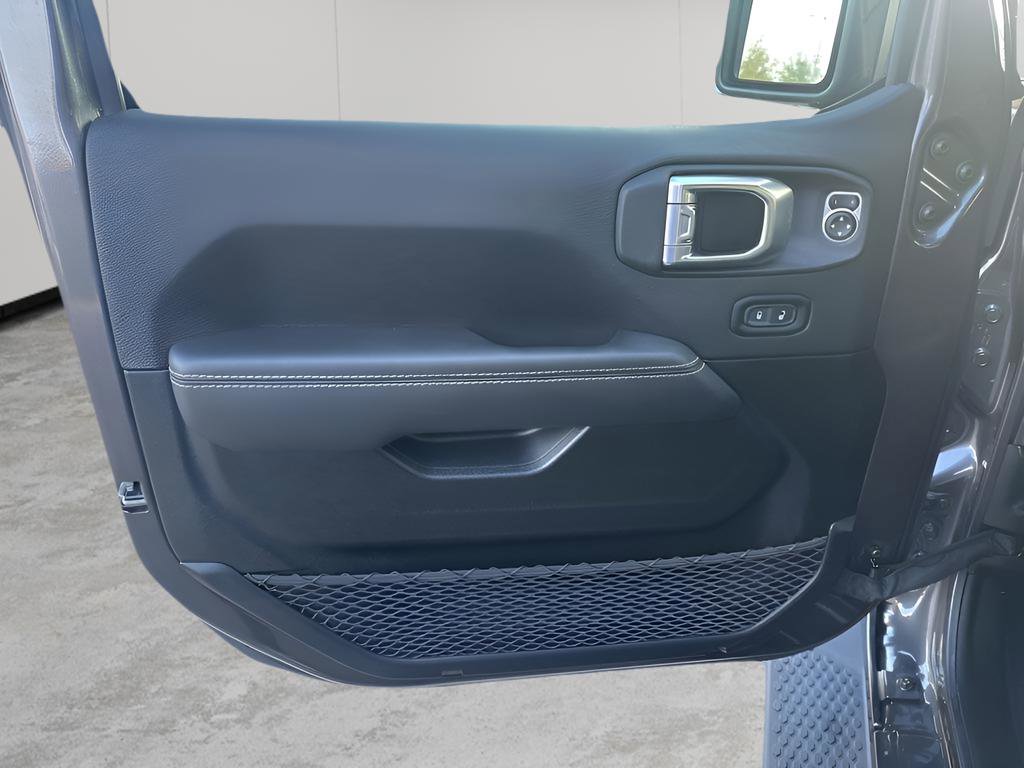 Used 2021 Jeep Wrangler Unlimited Sahara w/ Safety Group image 24