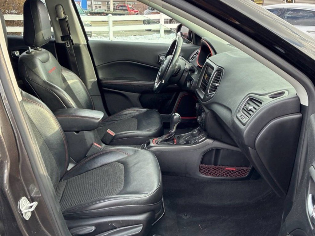Used 2018 Jeep Compass Trailhawk w/ Navigation Group image 7