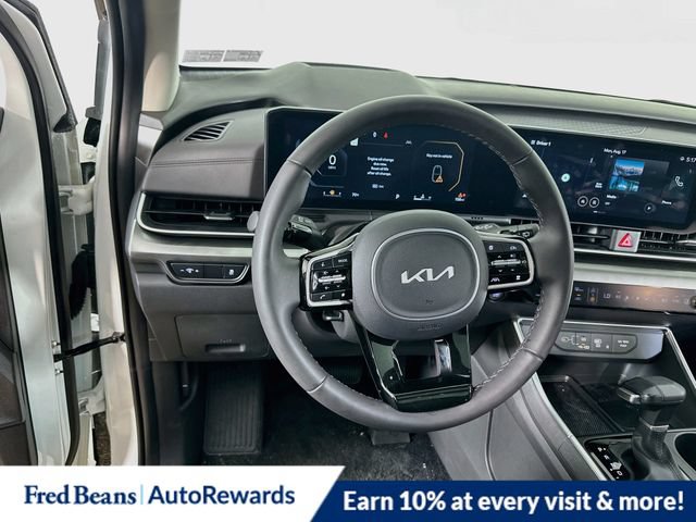 New 2025 Kia Carnival SX Prestige FWD image 20