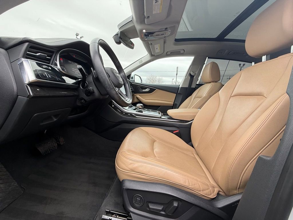 Used 2019 Audi Q8 Prestige image 22
