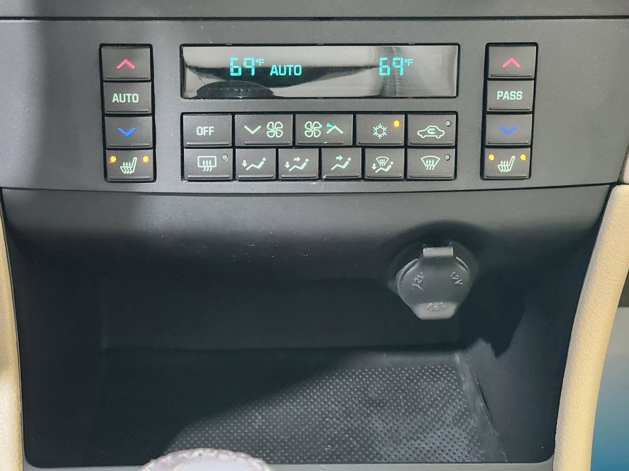 Used 2008 Buick LaCrosse CXL w/ Driver Confidence Package image 20