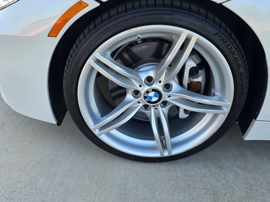 Used 2014 BMW Z4 sDrive35is image 9