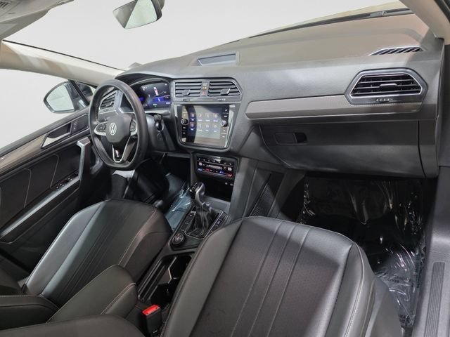Certified 2023 Volkswagen Tiguan SE AWD/4WD image 35