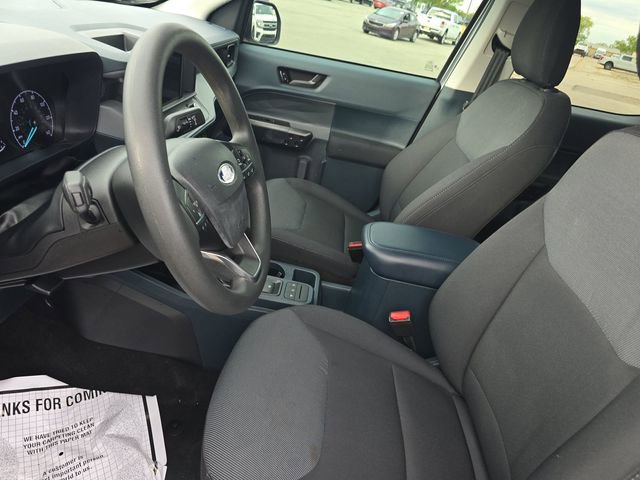 Used 2023 Ford Maverick XL image 2