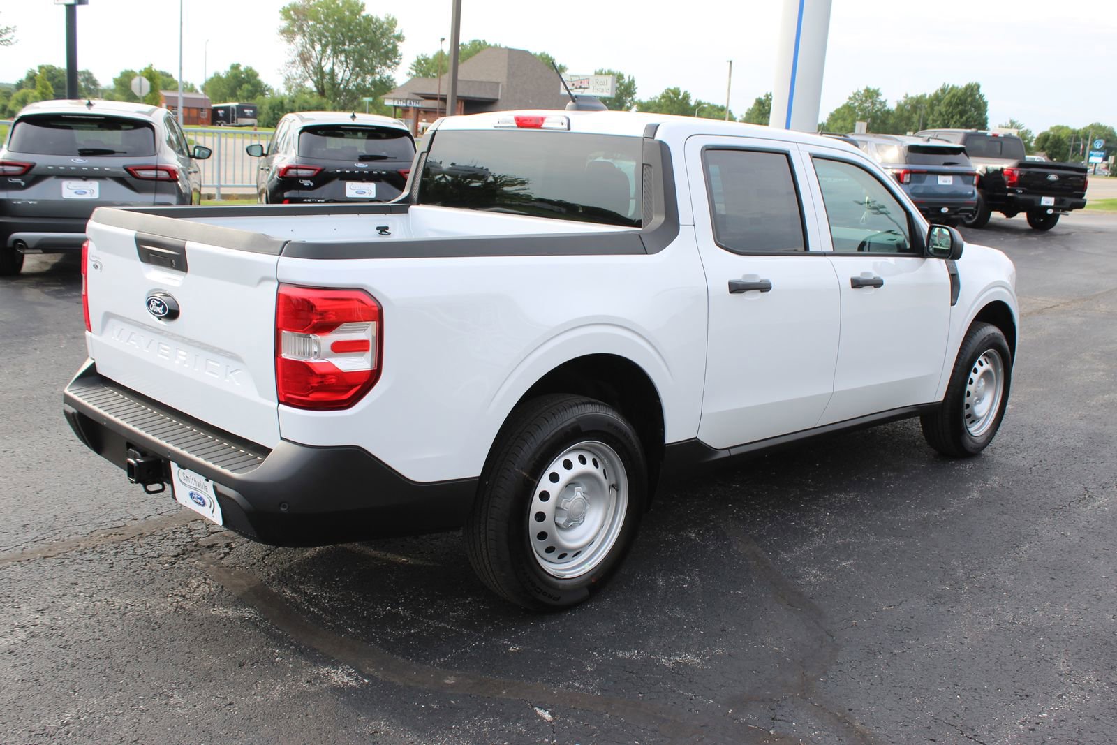 New 2025 Ford Maverick XL w/ 4K Tow Package image 6